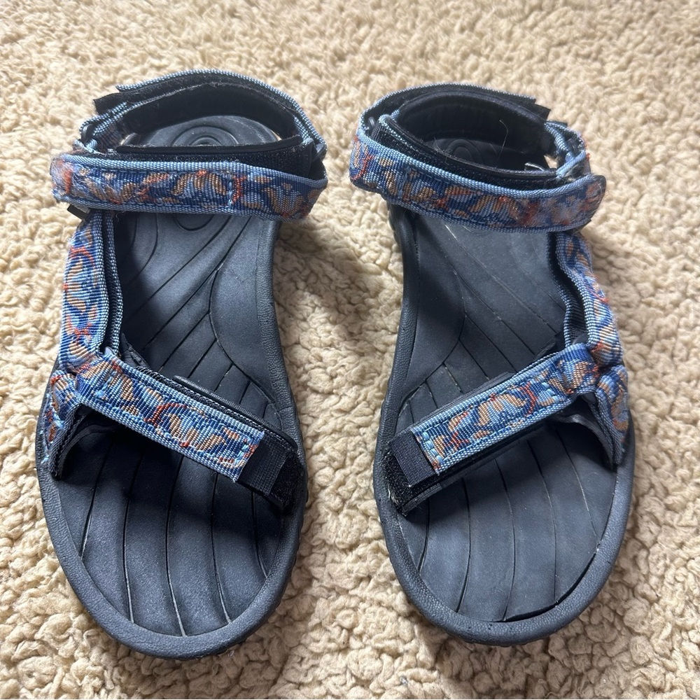 Womens TEVA Sandals Tribal Water Hiking Sports Shoes Pretty Rugged Mae Size 7